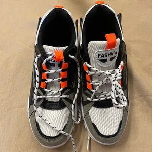 Fashion skate sneakers